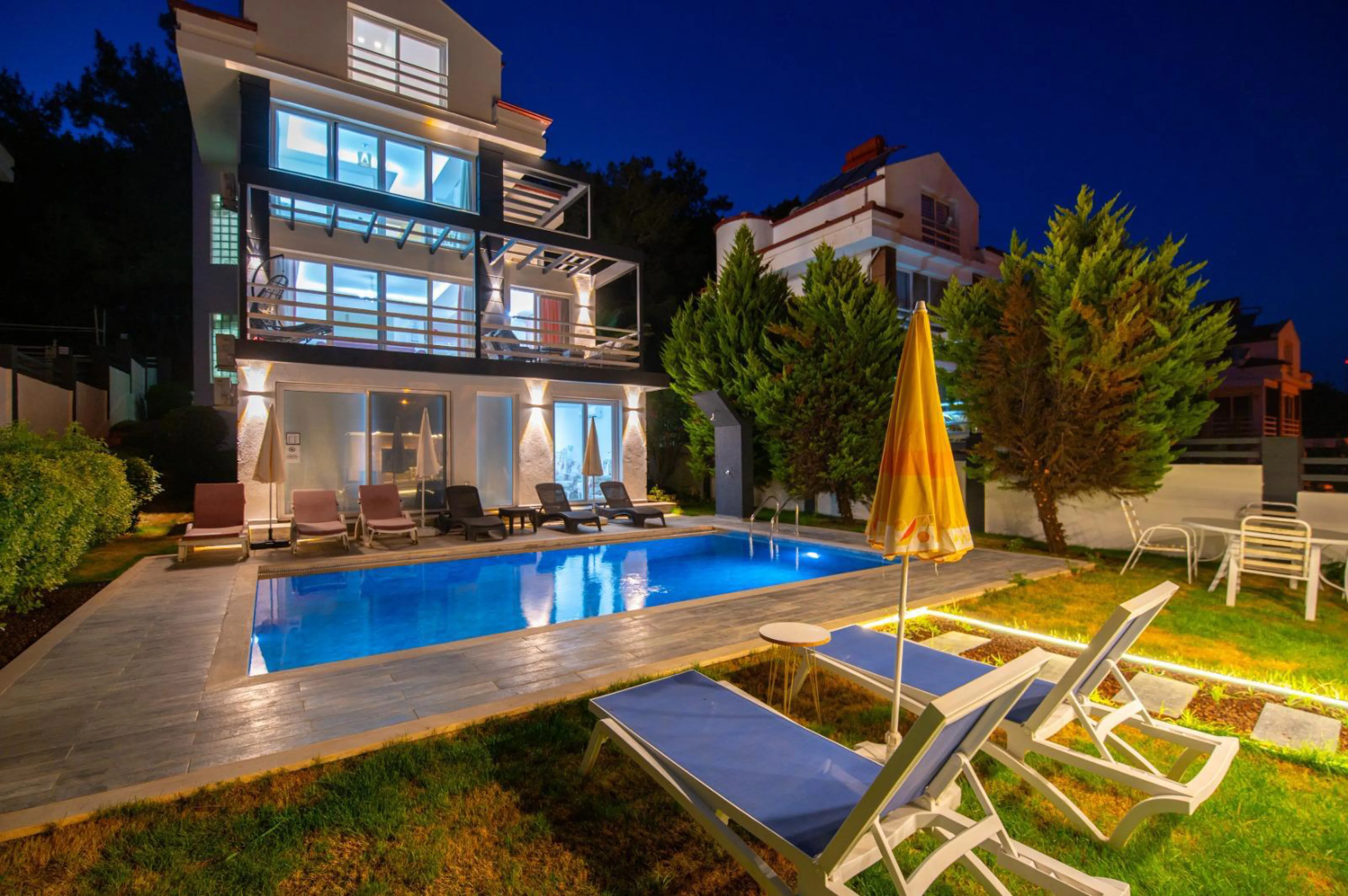 Villa Tala Palace