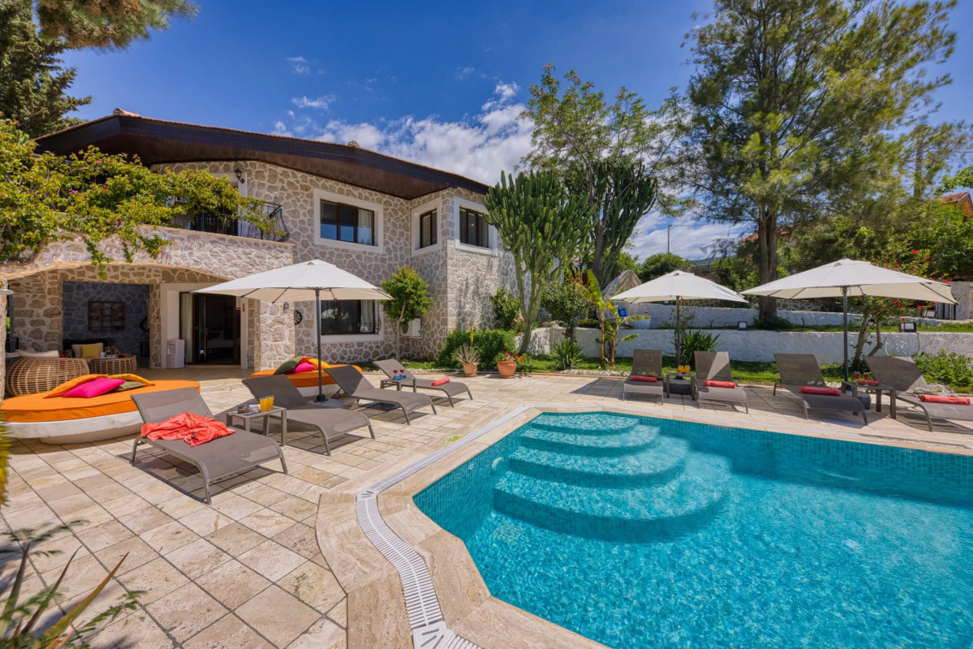 Villa Toronto