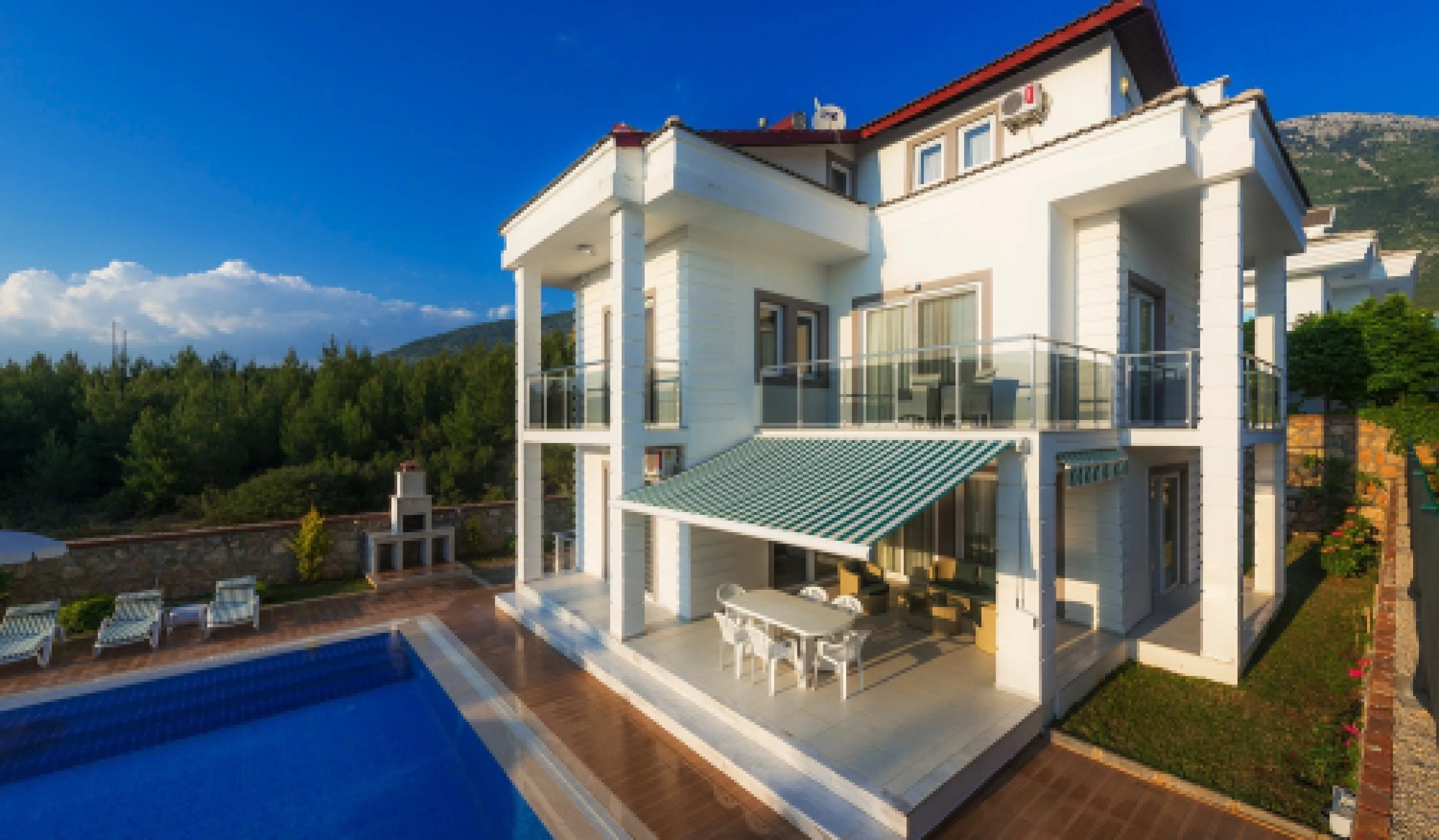 Villa Rose 5