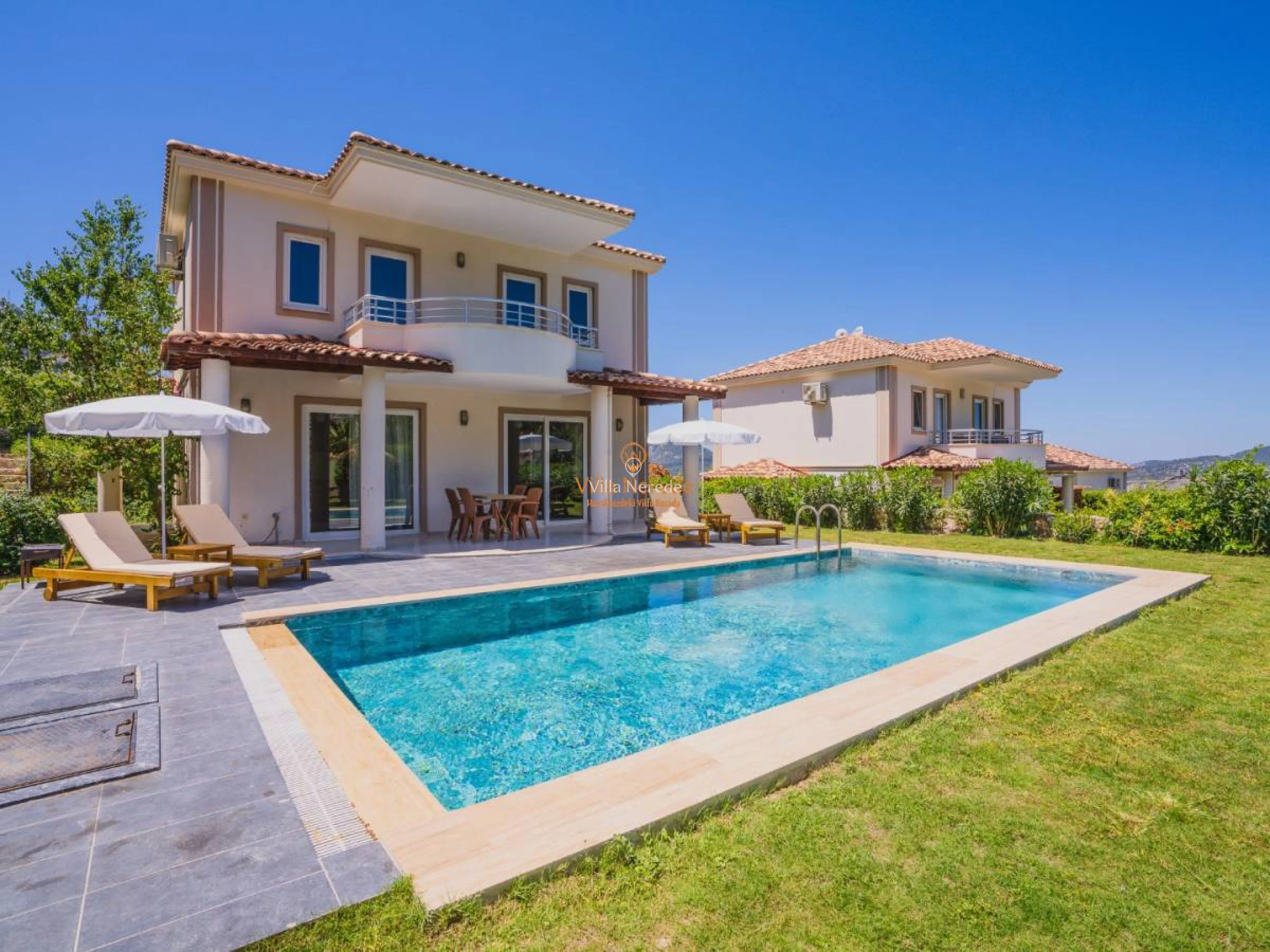 villa-royal-11-113248579-b.jpg