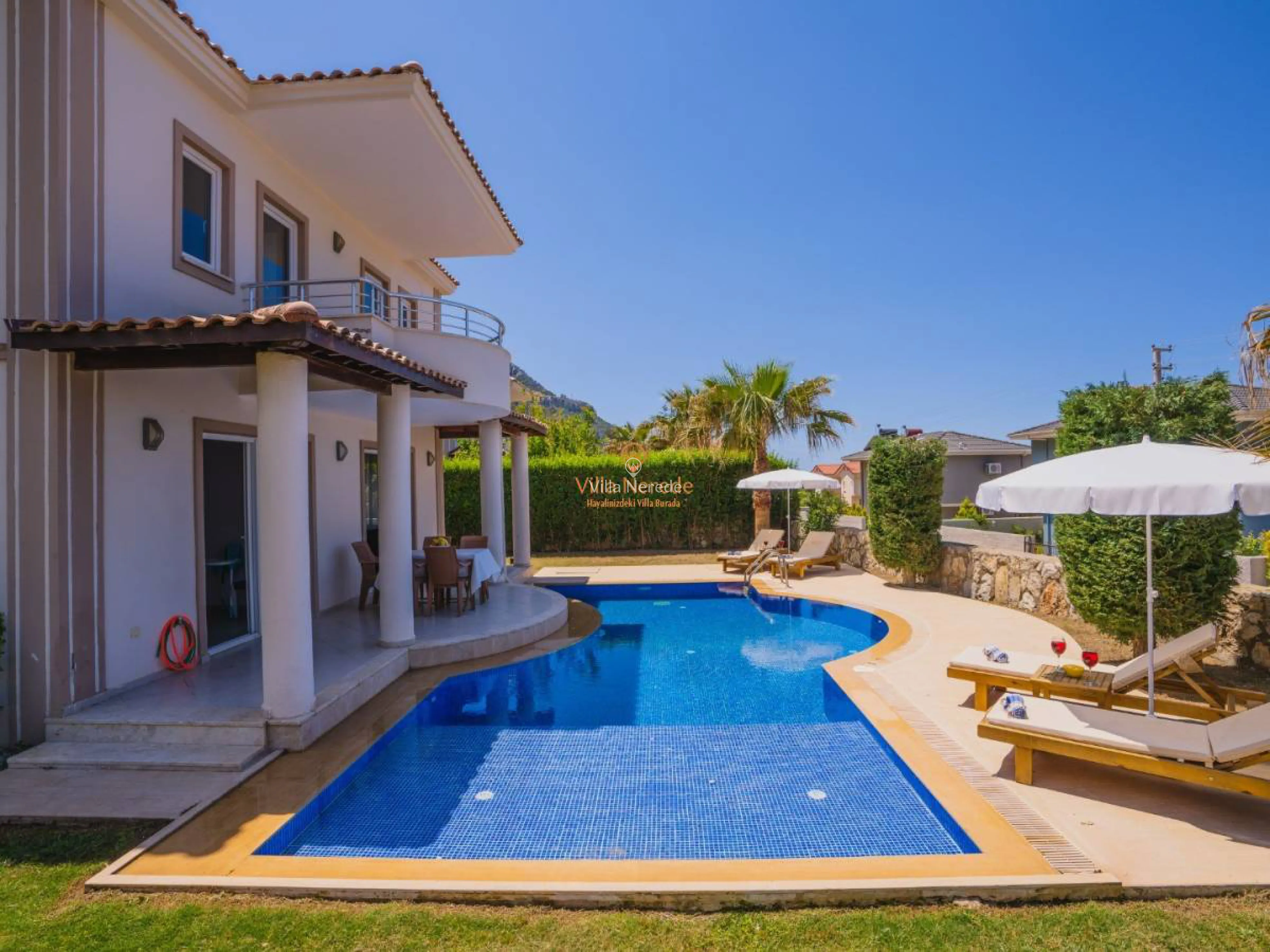 villa-royal-15-395122513-b.jpg