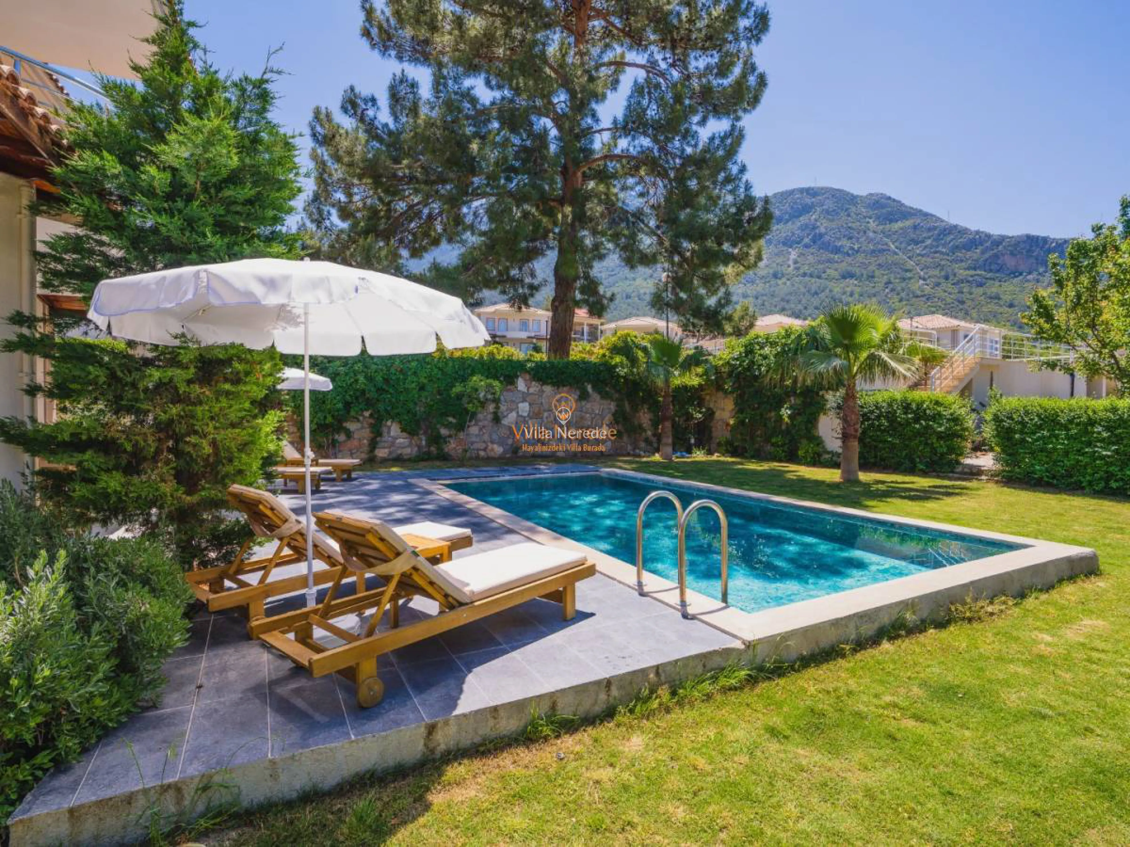 villa-royal-2-712545663-b.jpg