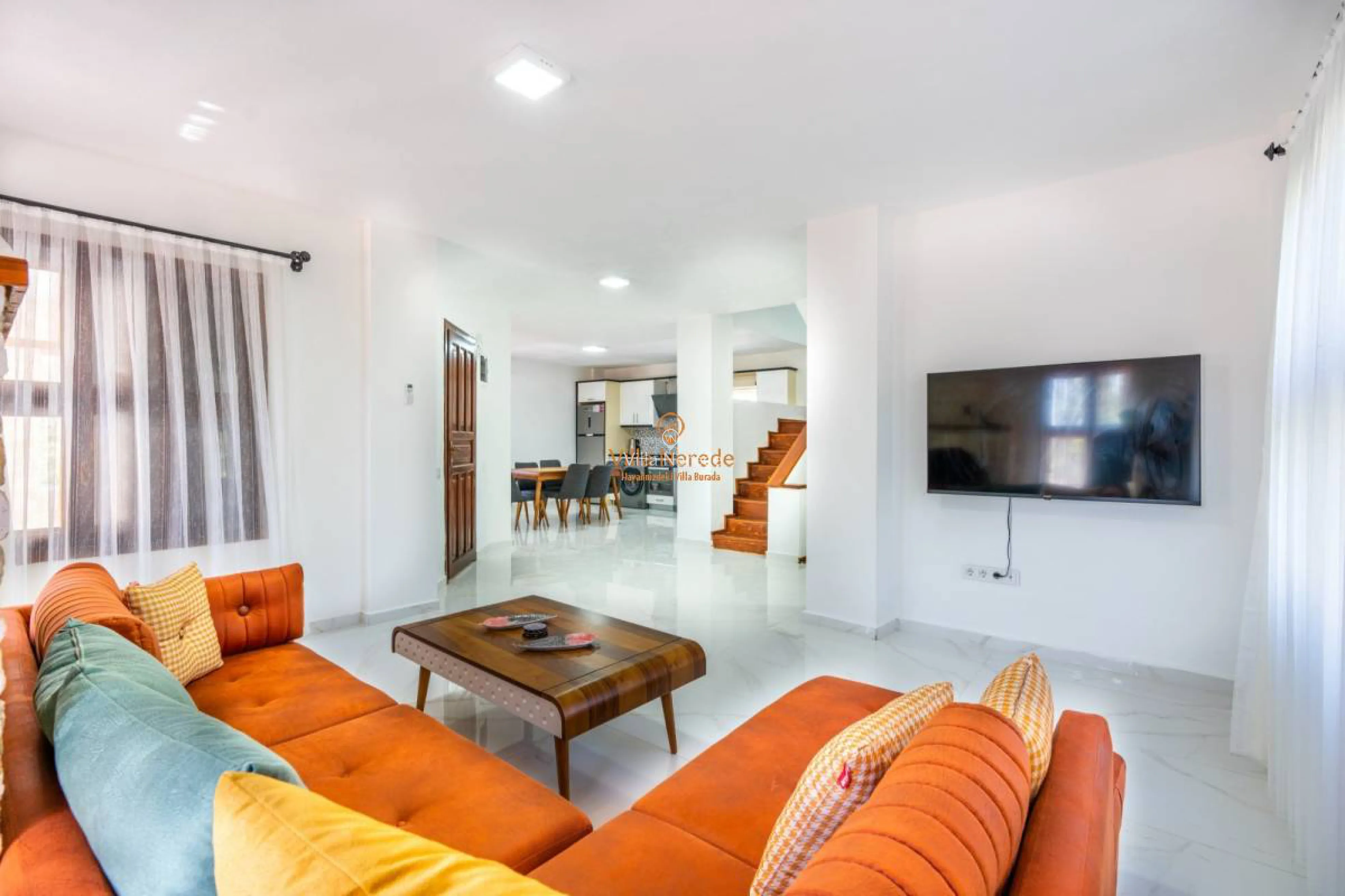 villa-sah-2073944223-b.jpg