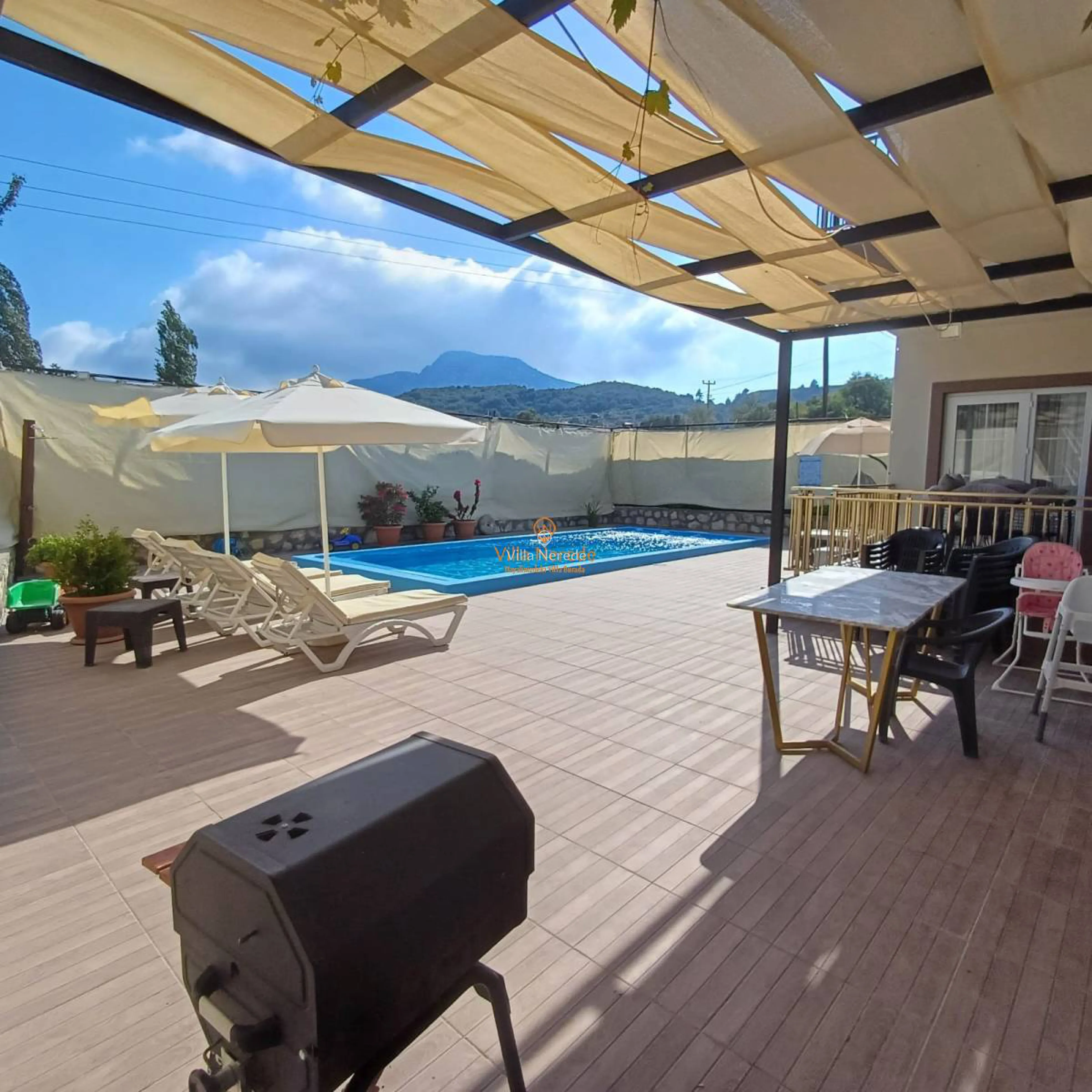 villa-sakayik-399539705-b.jpeg