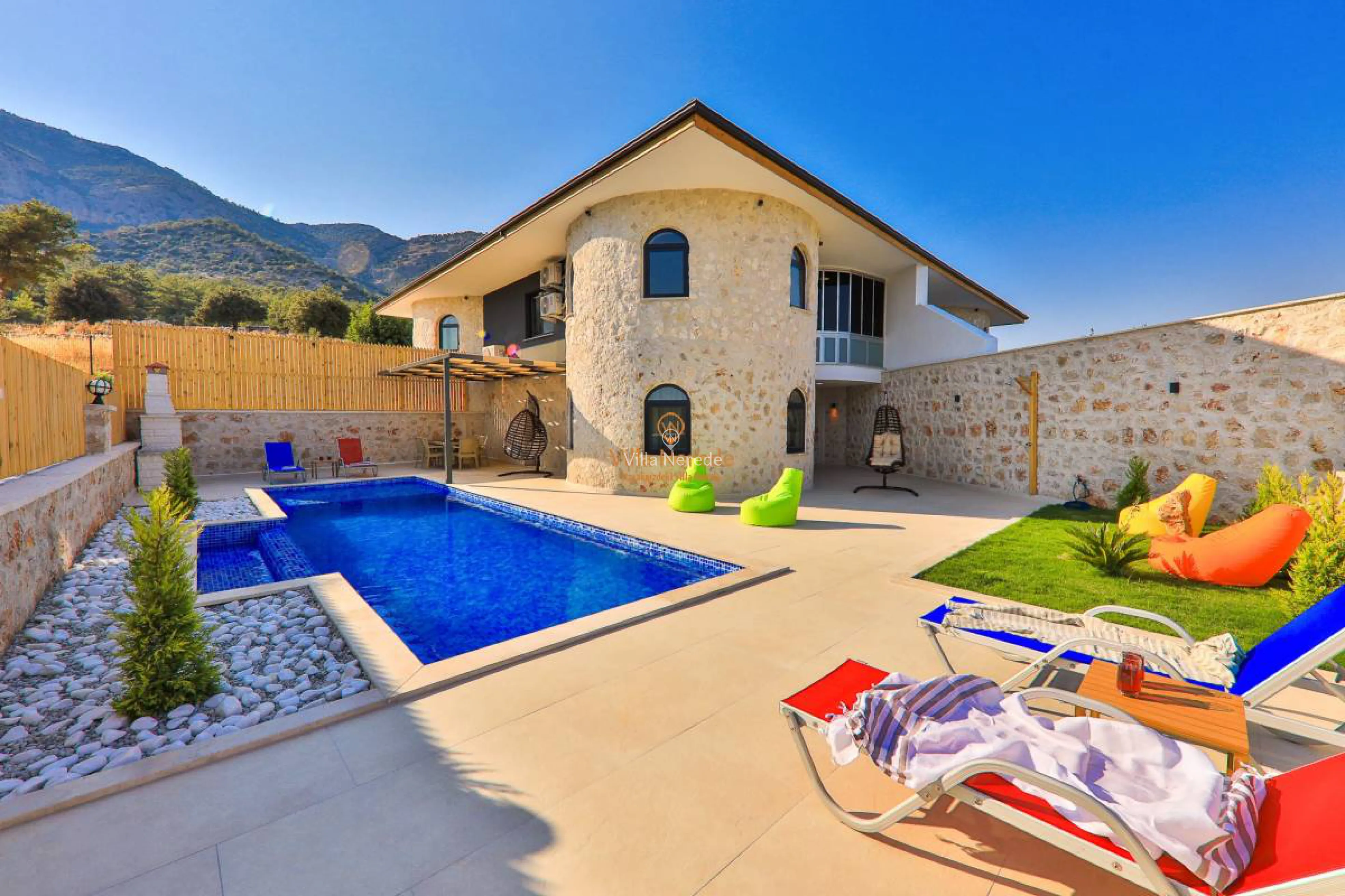 villa-sandak-2-1859134955-b.jpg