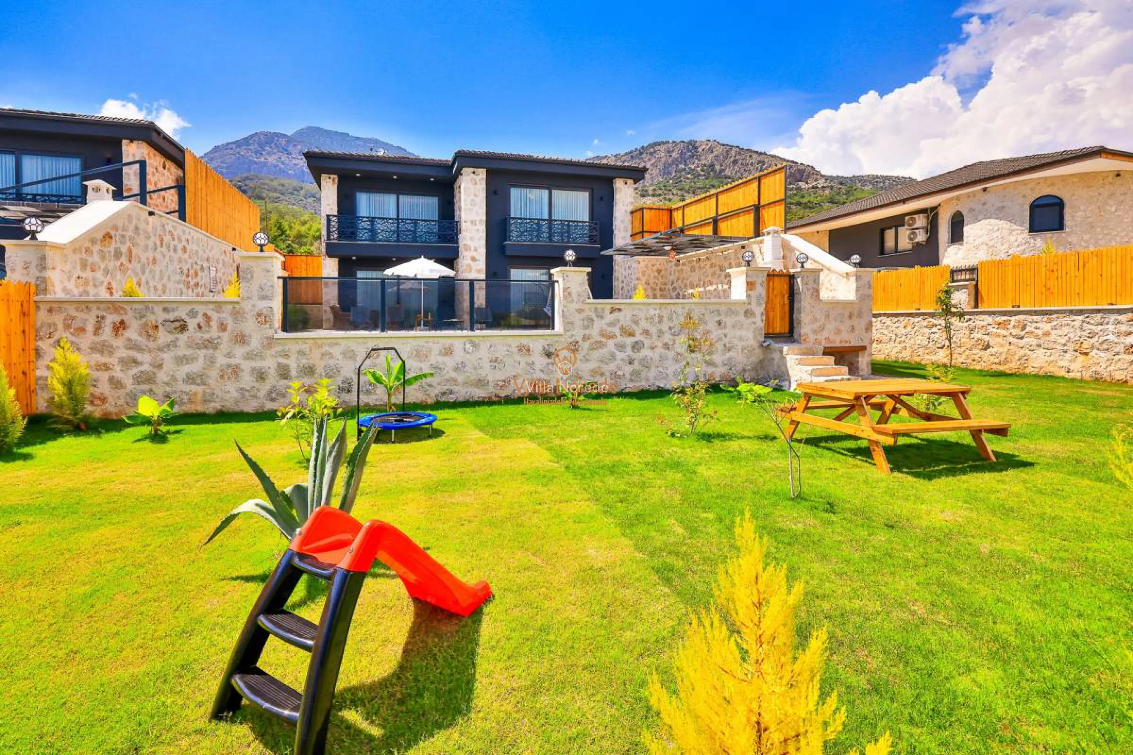 villa-sandak-3-1551155907-b.jpg