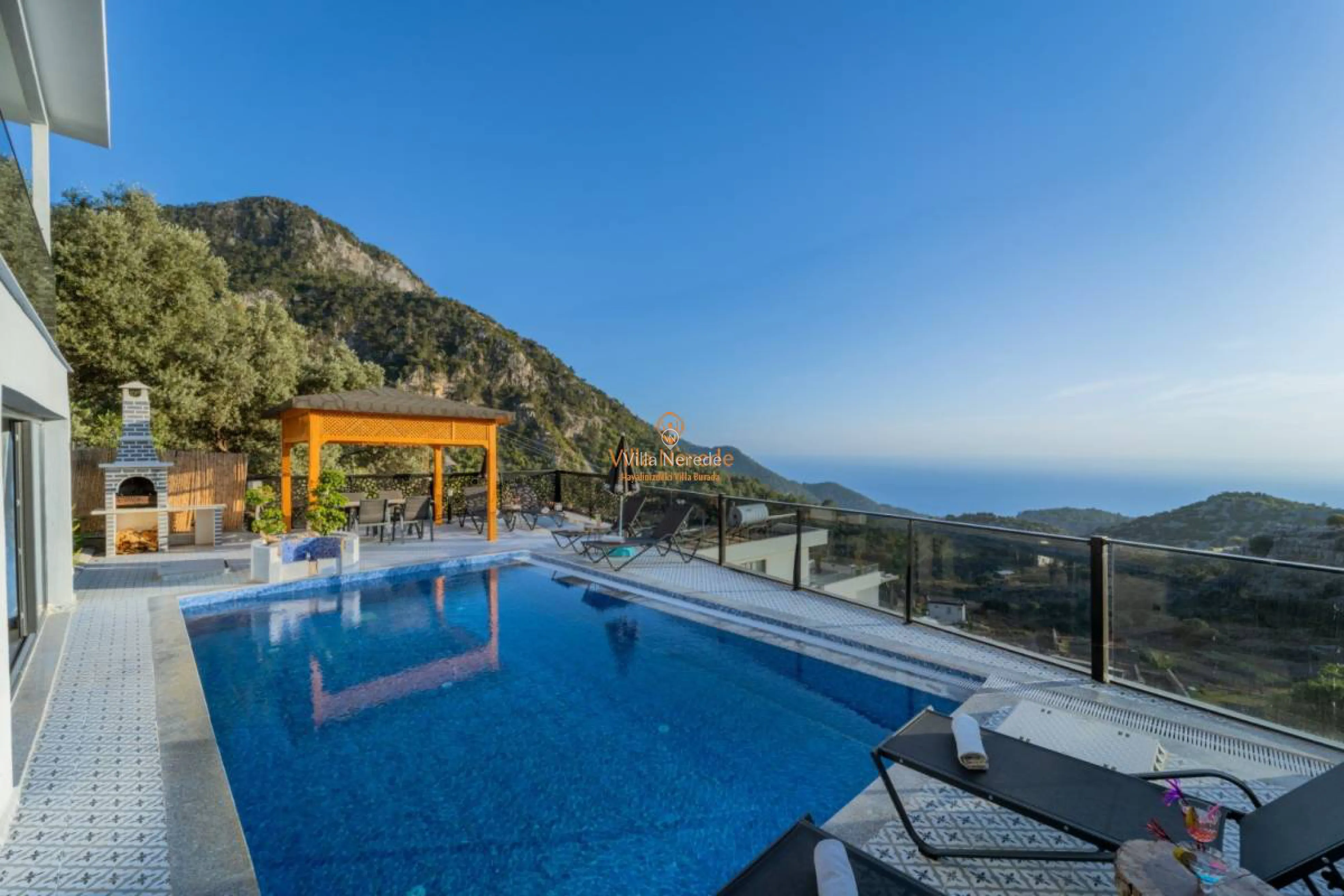 villa-sea-renity-1041369791-b.jpg