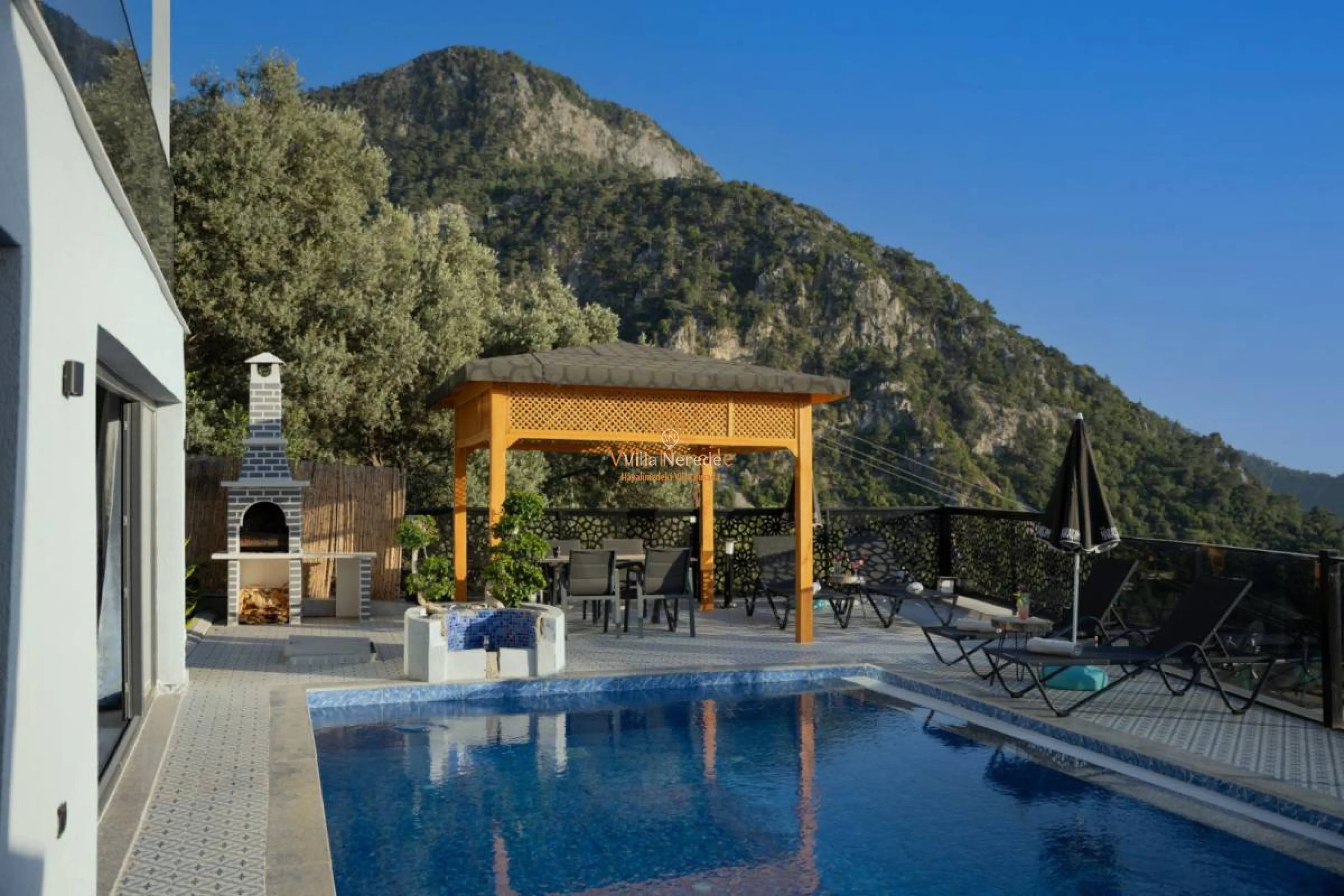 villa-sea-renity-239991747-b.jpg