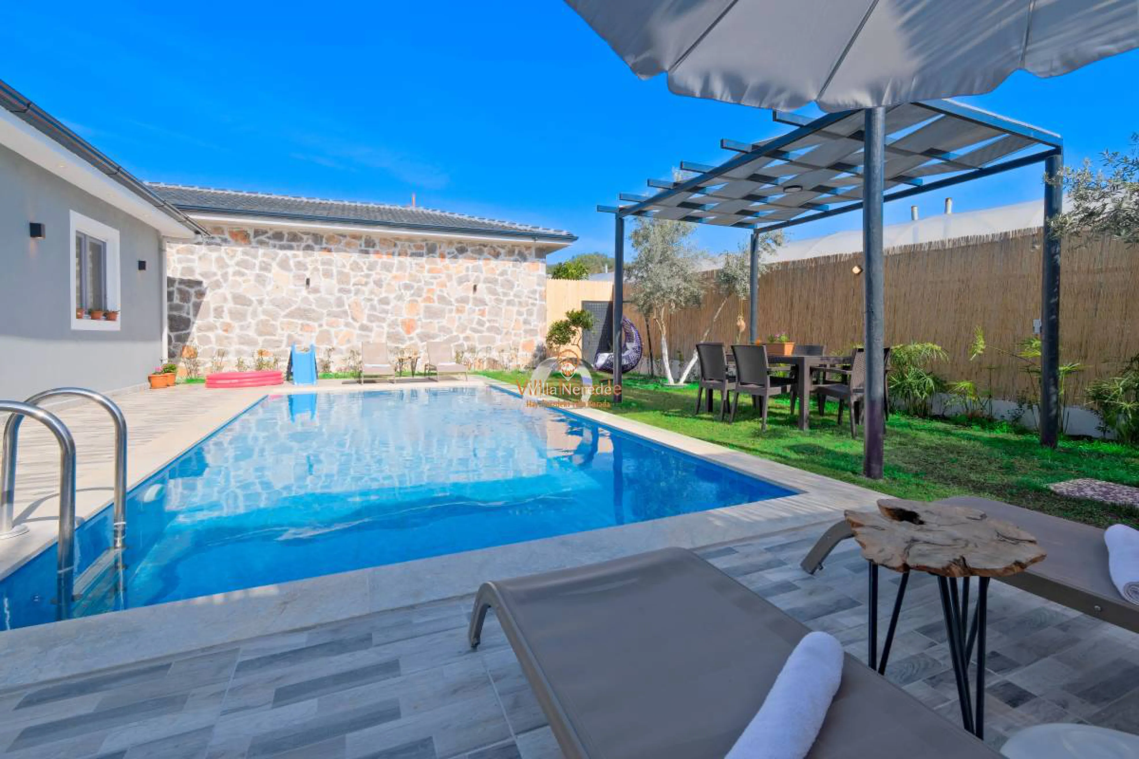villa-simurg-2563805537-b.jpg