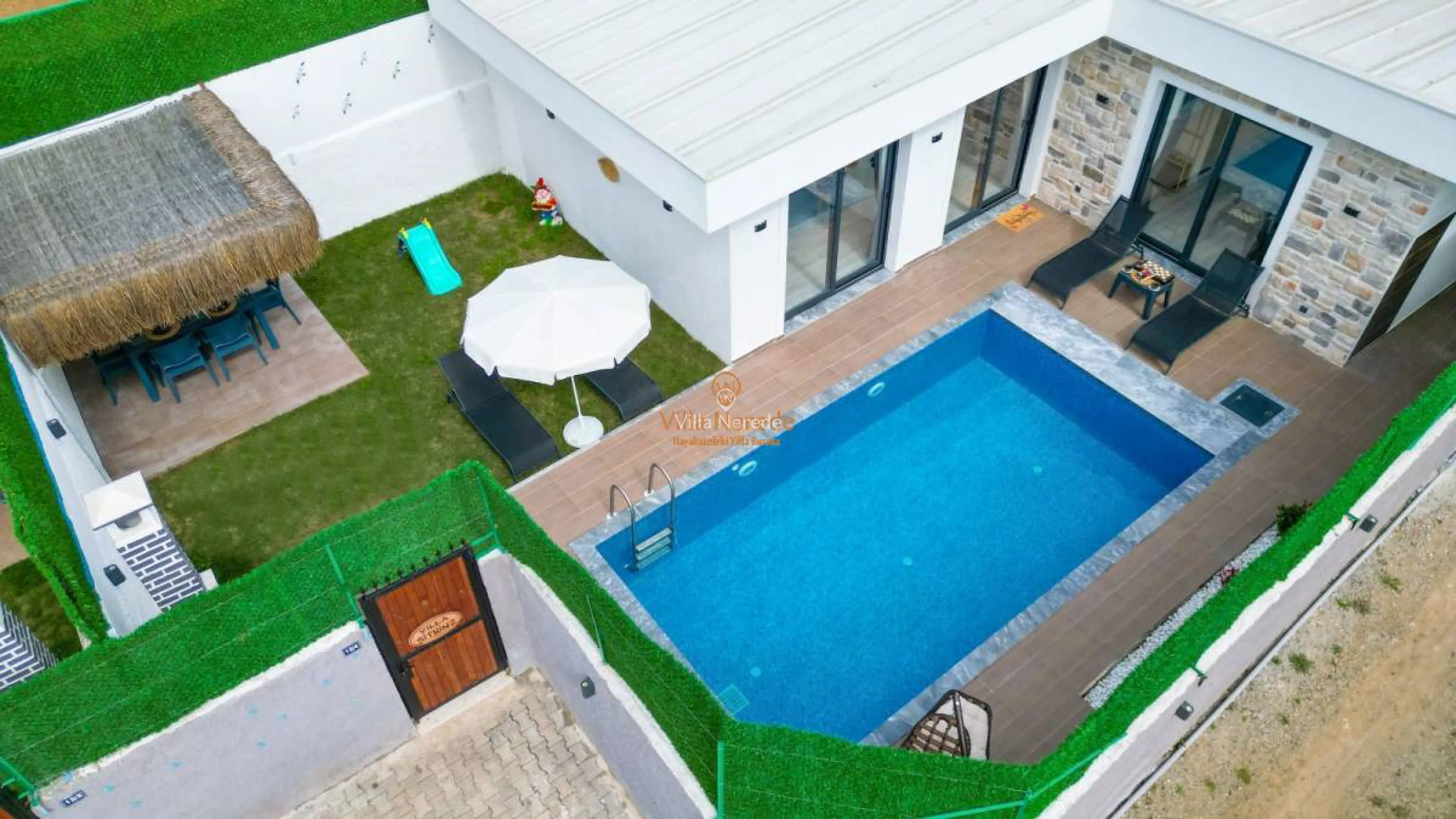 villa-sitrin-1-1163898602-b.jpg