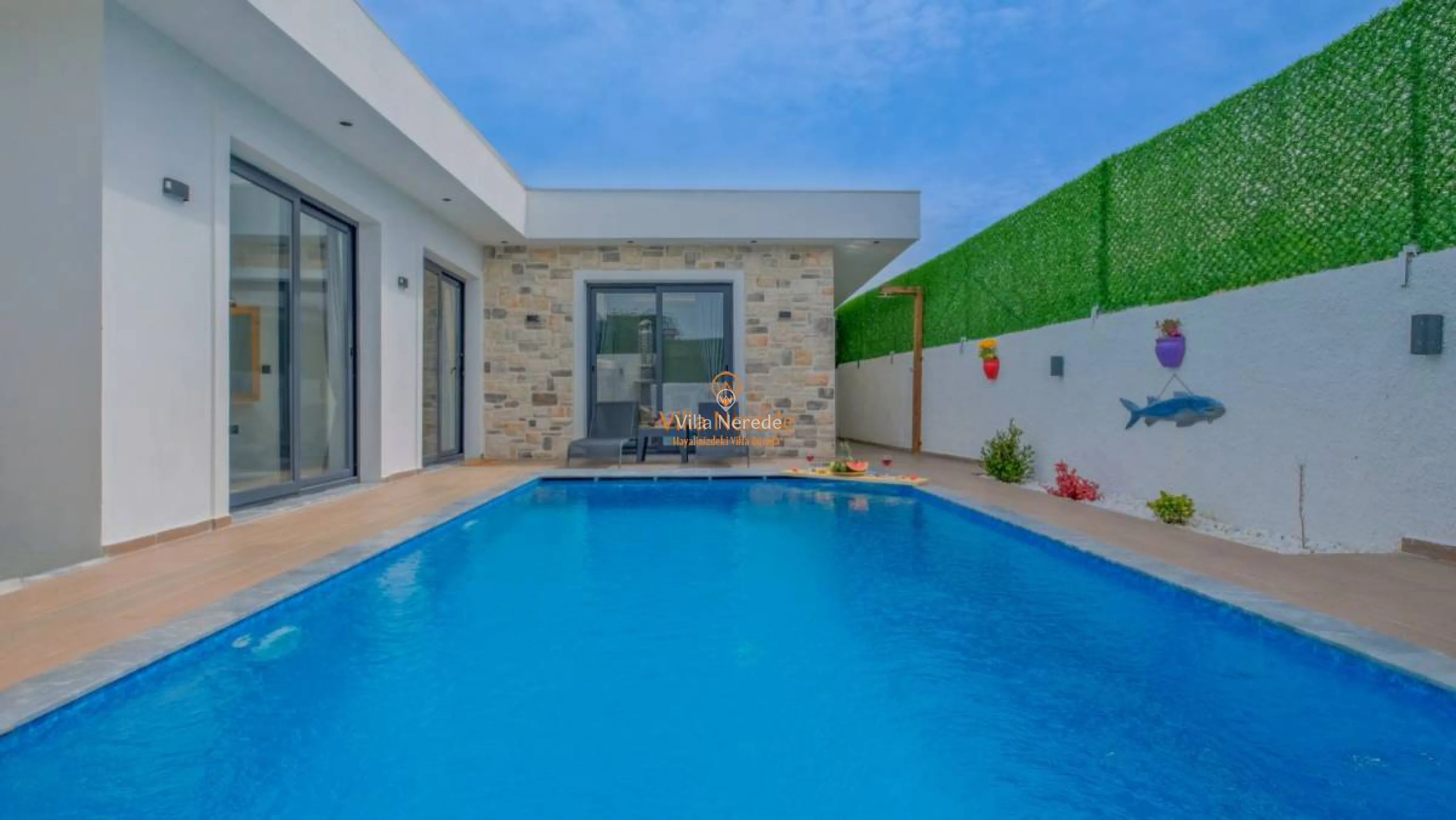 villa-sitrin-2-2902216592-b.jpg