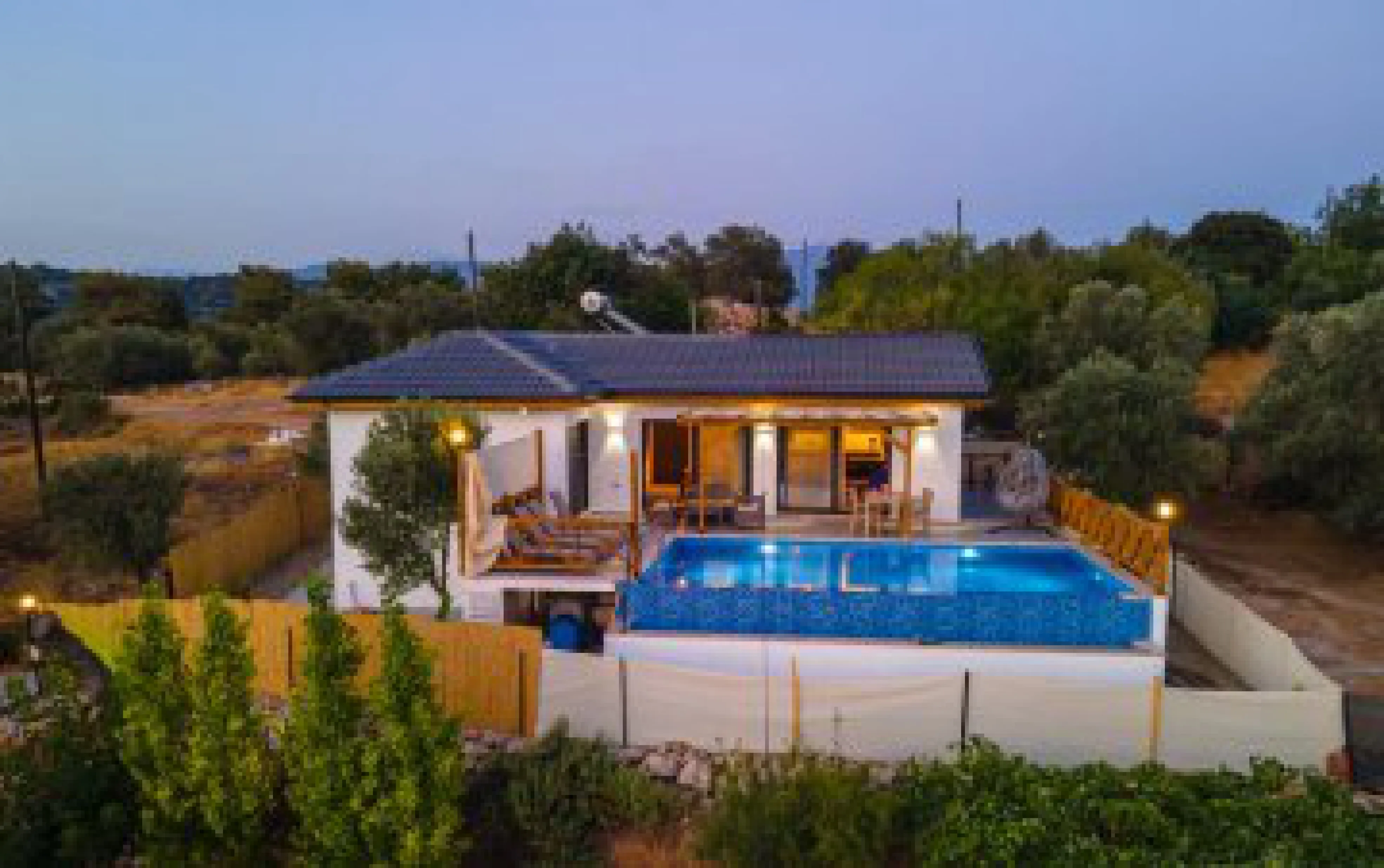 Villa Sümbül - Merkeze & Plaja Yakın Kiralık Villa