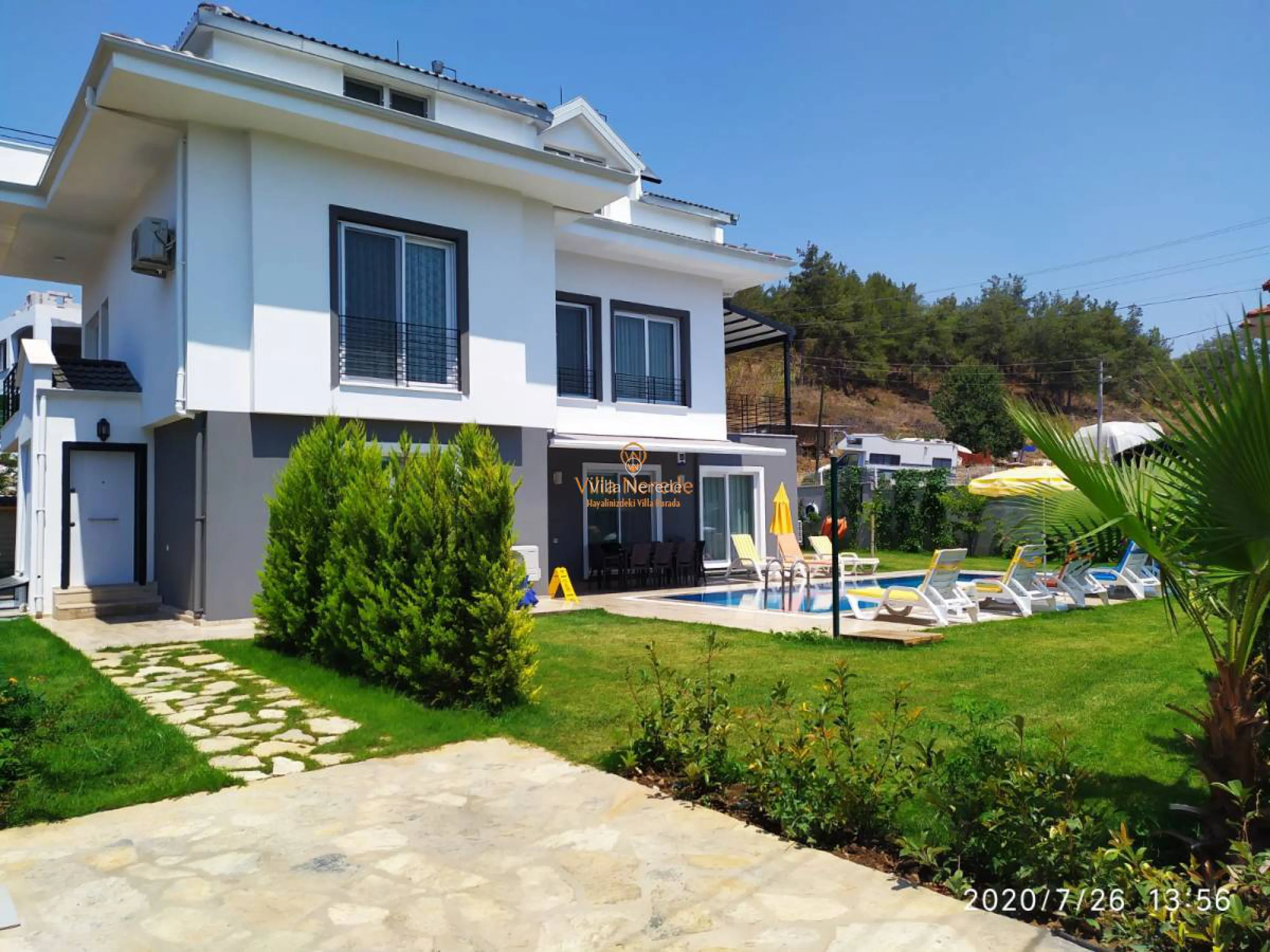 villa-sunlight-910892813-b.jpeg