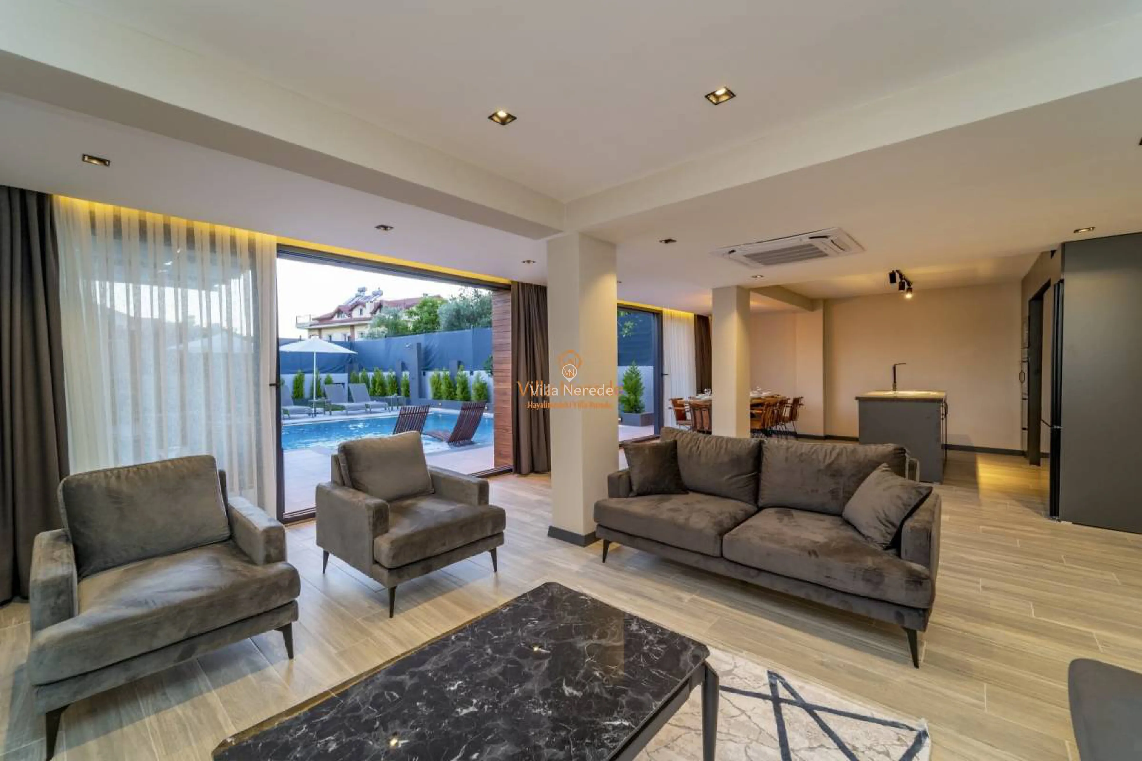 villa-tierra-162413460-b.jpg