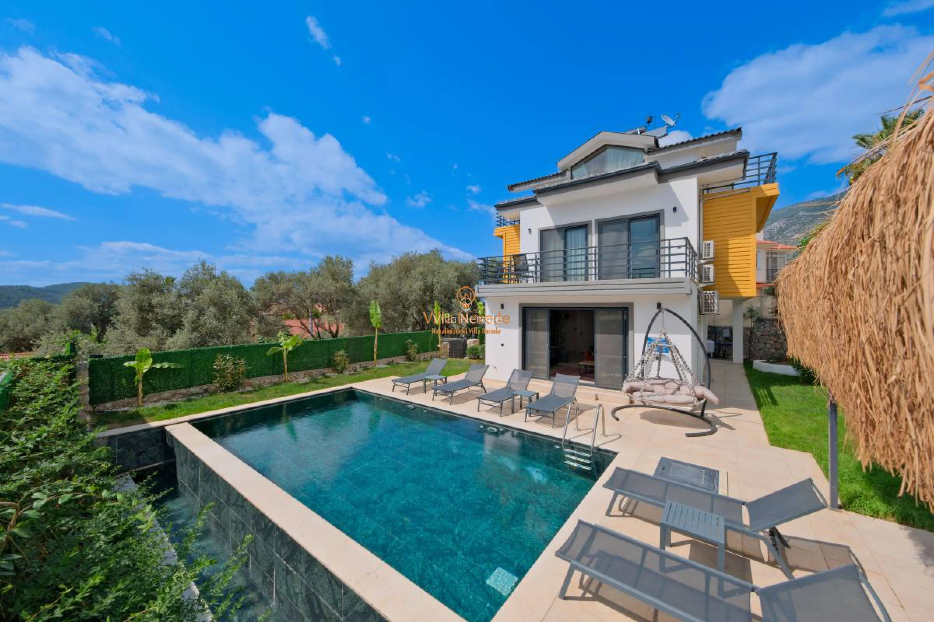 villa-tila-663424816-b.jpg
