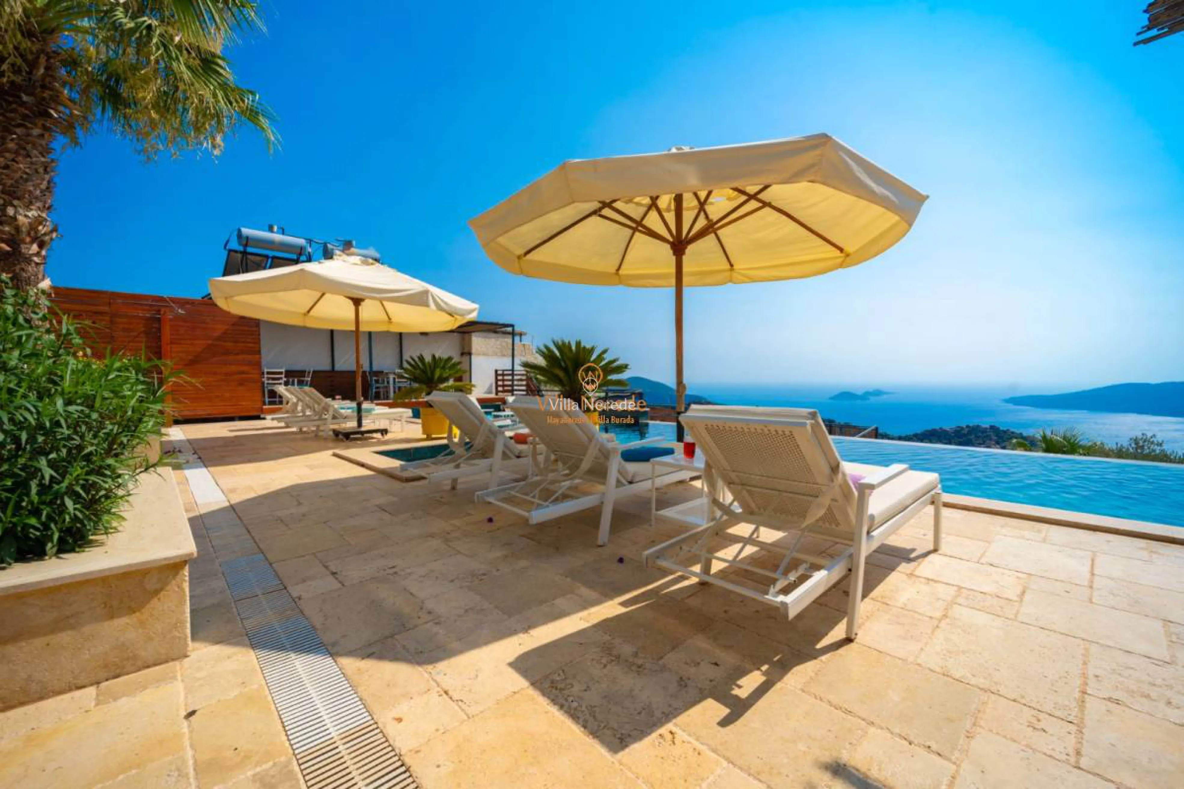 villa-titanic-1086942967-b.jpg