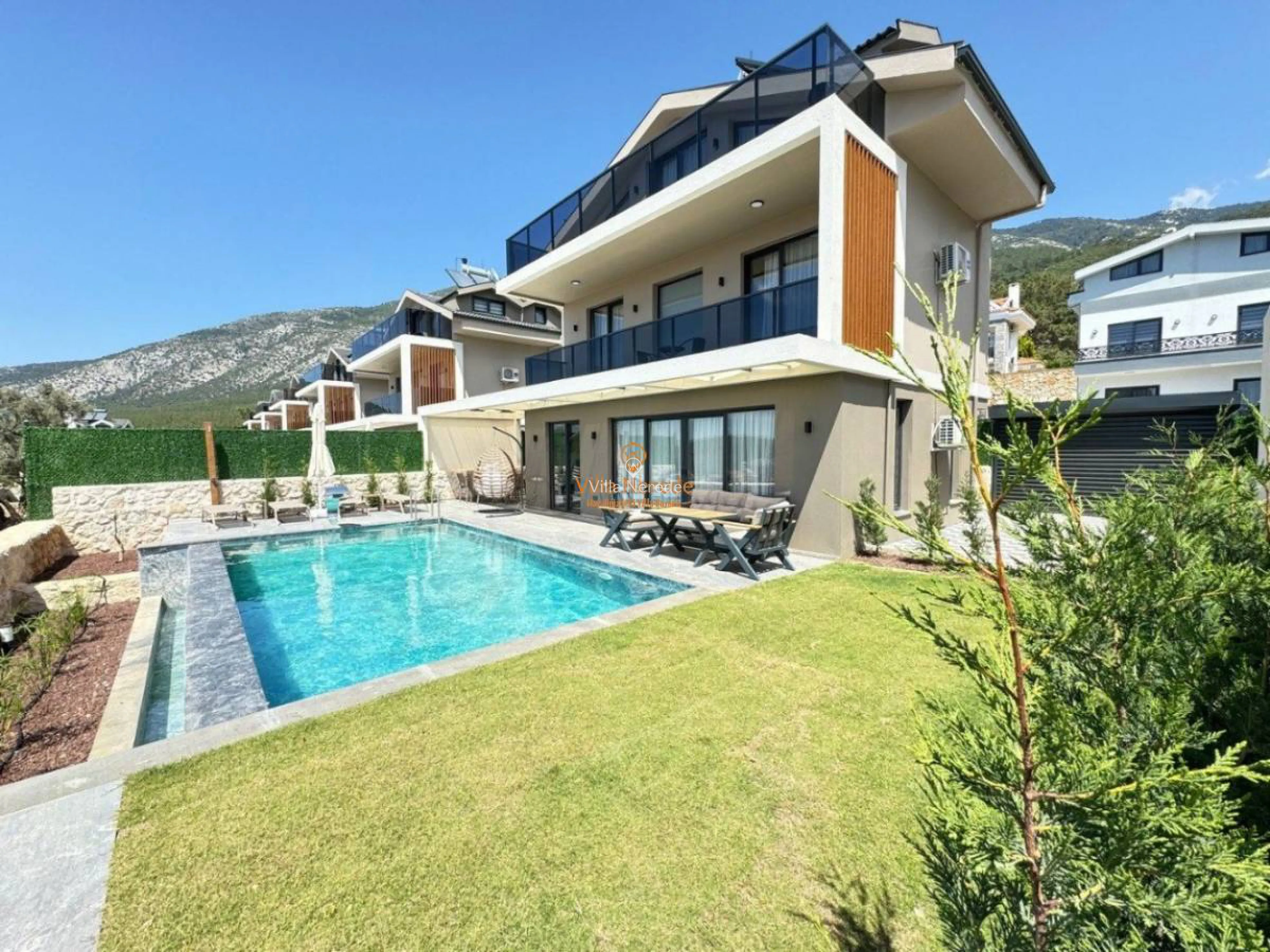 villa-vialife-1375211199-b.jpeg