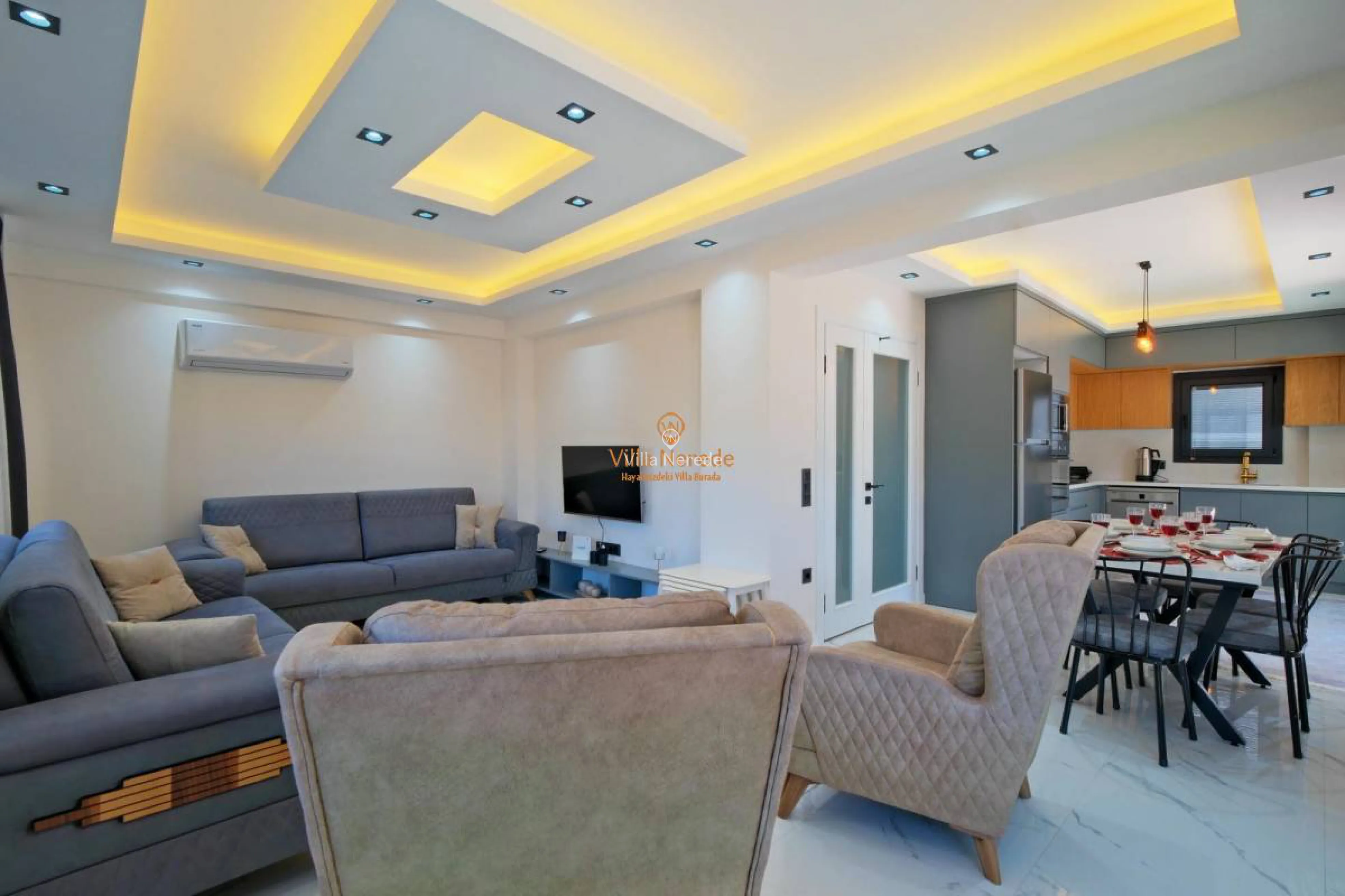 villa-white-day-2-649772260-b.jpg