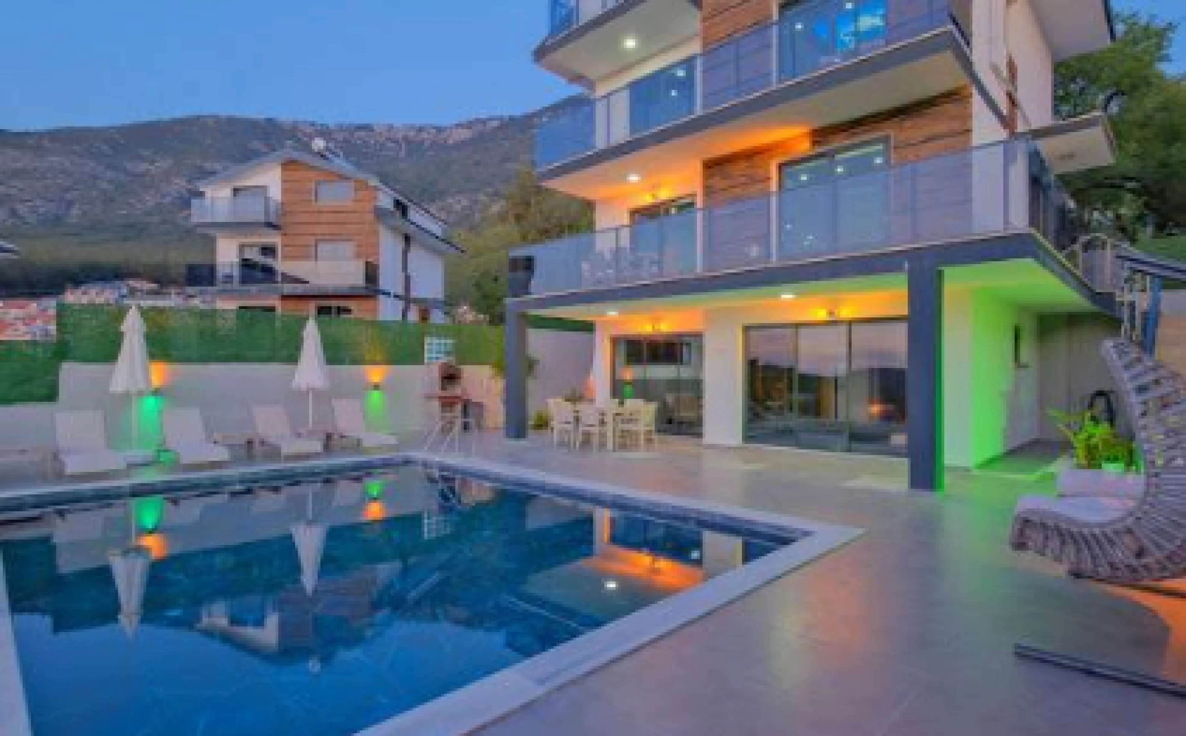 Villa Lopi 2