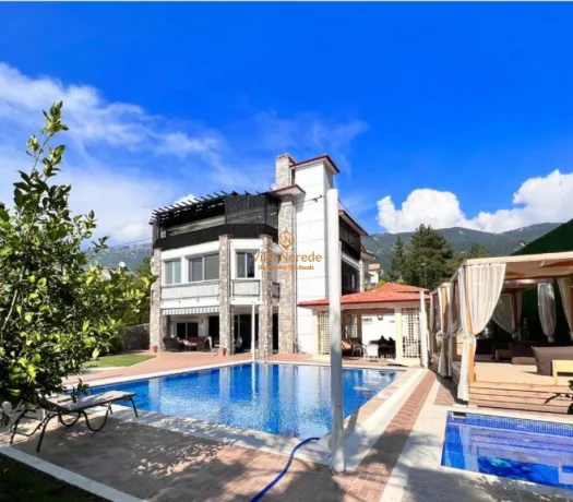 Villa Rose 6