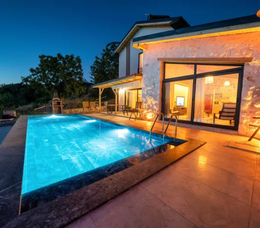 Villa King