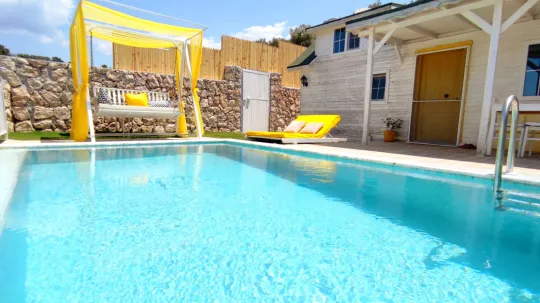 Villa Violans 6 - Jakuzili, 2 Kişilik Villa Kiralama