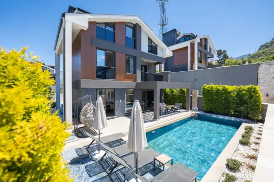 Villa Marble 3