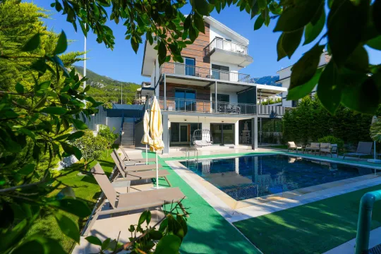 Villa Grand 4