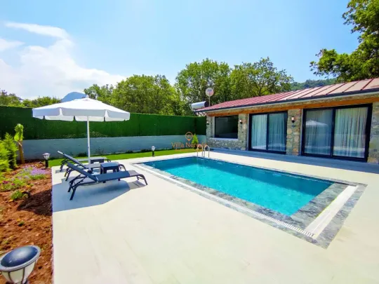 Viilla Meşe Kayaköy