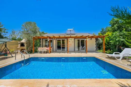 Villa Ayla
