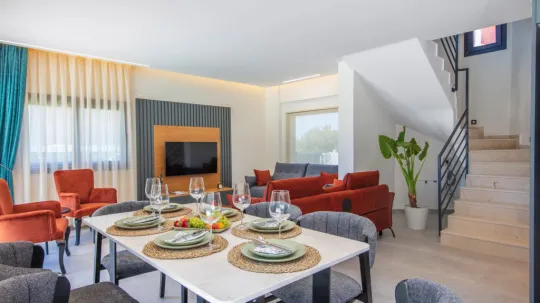 Villa Hometown Mendos