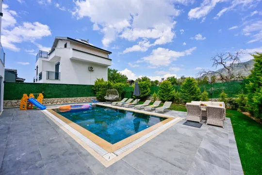 Villa Atlantis 2