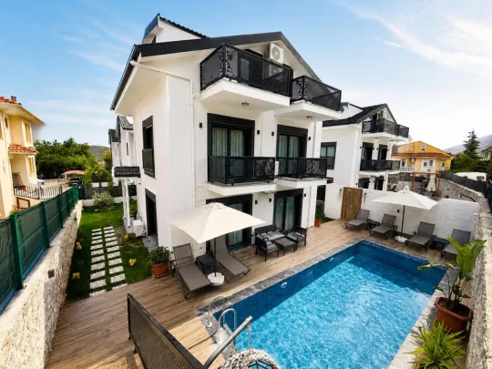 Villa Bee D