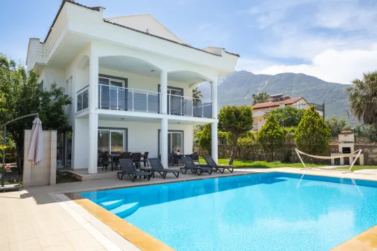 Villa Diamond Duru
