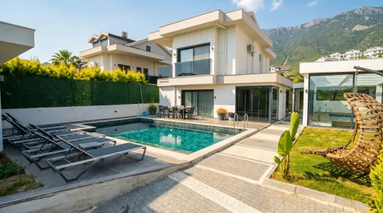 Villa Dolphin