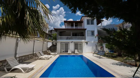Villa Güneşli