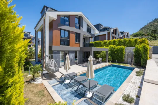 Villa Marble 2