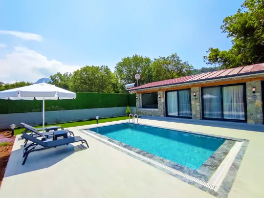 Viilla Meşe Kayaköy