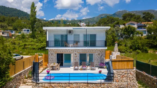 Villa Petekli