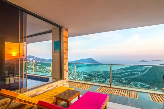 Villa Eva Hill Şato